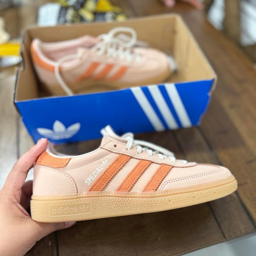 Adidas Handball spezial women 6